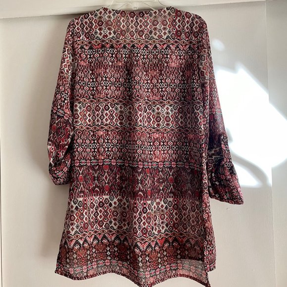 BKE Geo Print Long Tab Sleeve V-Button Down Boho Semi Sheer Peasant Blouse Top S - Picture 3 of 9